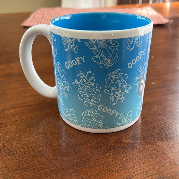 Disney Goofy Mug - Picture 2 of 8